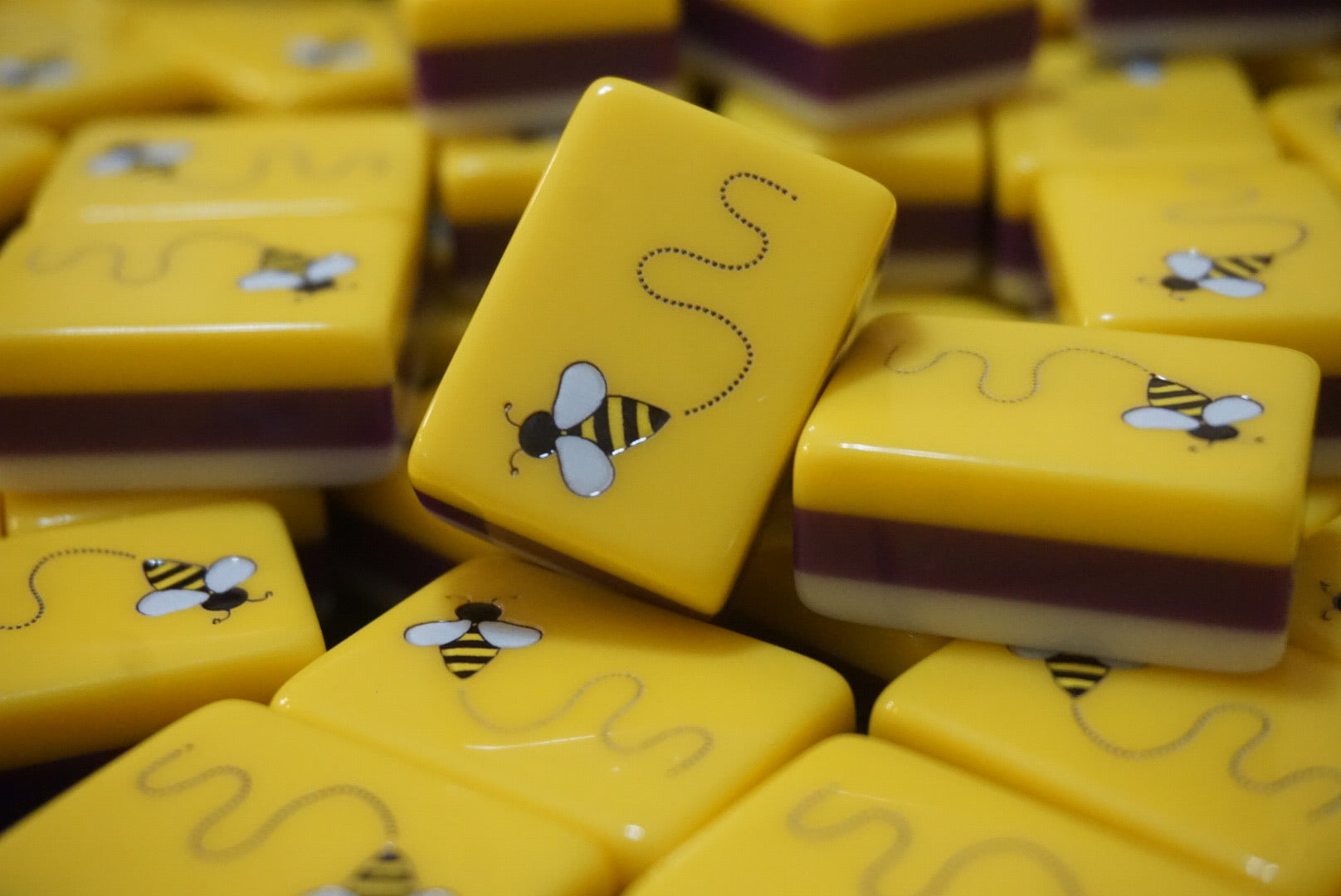 Pre-Order - Geaux Bee Social Mahjong Signature Set